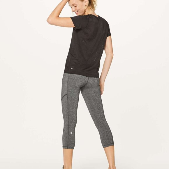Lululemon Breeze By Short Sleeve | Black | Size 10 - Picture 5 of 6